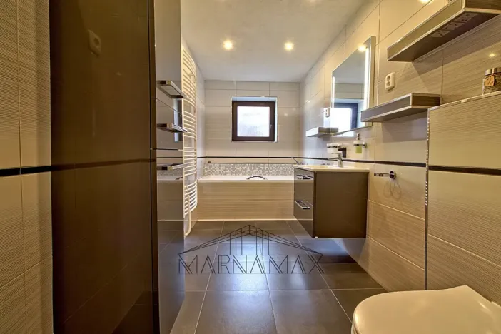 Prodej rodinného domu, Pesvice, 200 m2