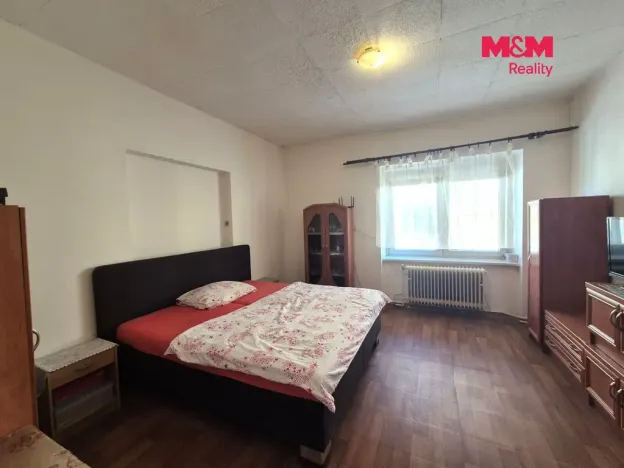 Prodej rodinného domu, Králův Dvůr - Počaply, Smetanova, 178 m2