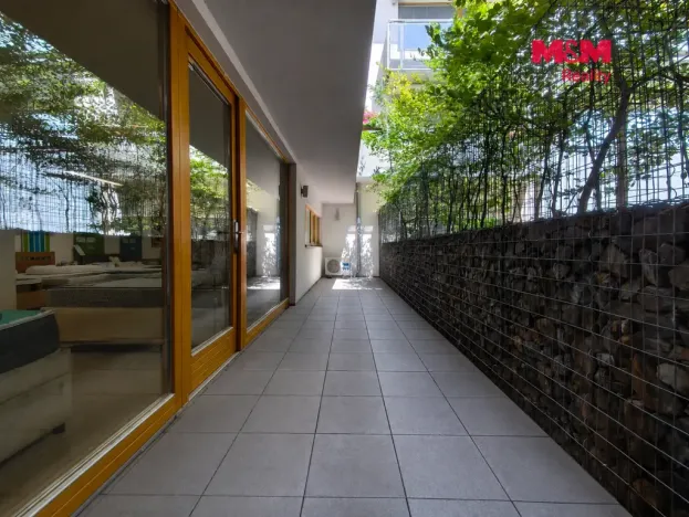 Pronájem obchodního prostoru, Praha, Drahobejlova, 172 m2