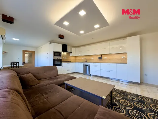 Prodej rodinného domu, Kobylí, 350 m2