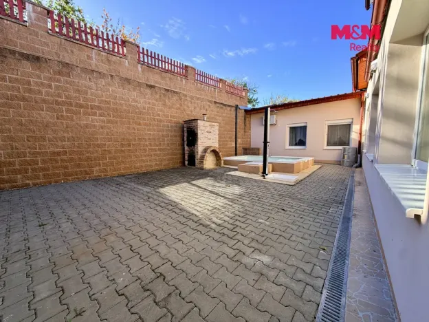 Prodej rodinného domu, Kobylí, 350 m2