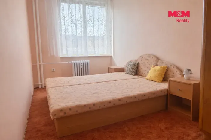 Prodej bytu 4+1, Krnov - Pod Cvilínem, SPC H, 70 m2