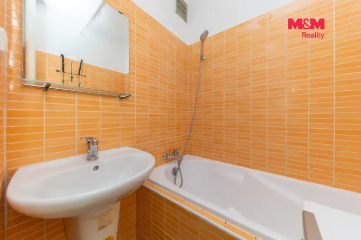 Prodej bytu 1+1, Brno - Komín, Podlesí, 39 m2