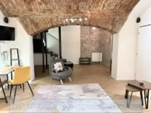 Pronájem bytu 1+kk, Praha - Smíchov, 94 m2