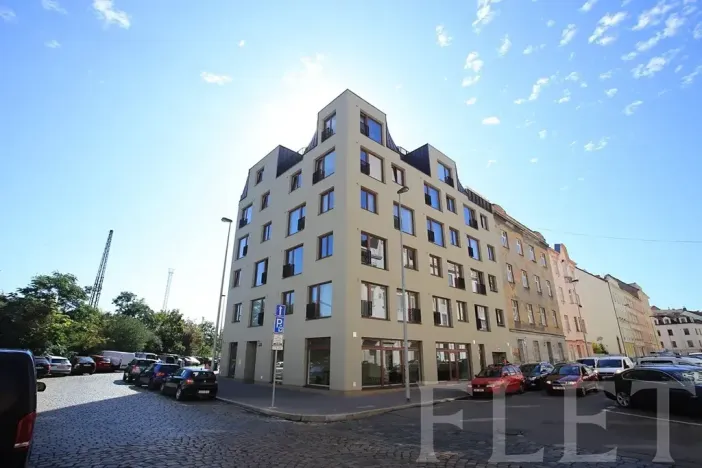 Pronájem bytu 2+kk, Praha - Nusle, Ctiradova, 52 m2