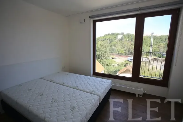 Pronájem bytu 2+kk, Praha - Nusle, Ctiradova, 52 m2