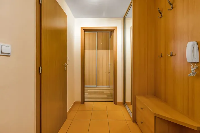 Prodej bytu 3+kk, Šestajovice, Komenského, 116 m2