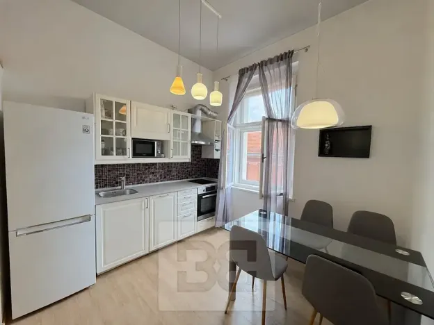 Pronájem bytu 1+1, Praha - Žižkov, Chelčického, 40 m2