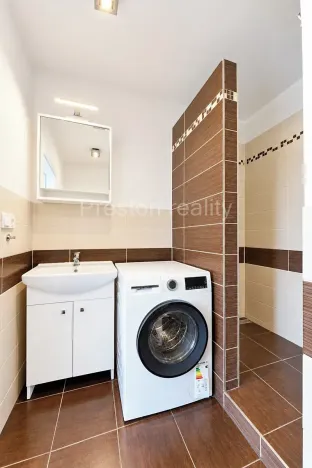 Pronájem bytu 2+kk, Praha - Nusle, Zdaru, 38 m2
