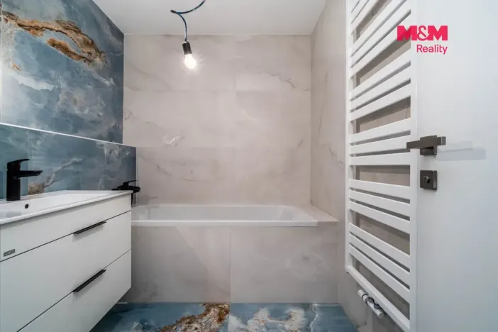 Prodej bytu 2+kk, Hradec Králové - Nový Hradec Králové, Pod Zámečkem, 60 m2