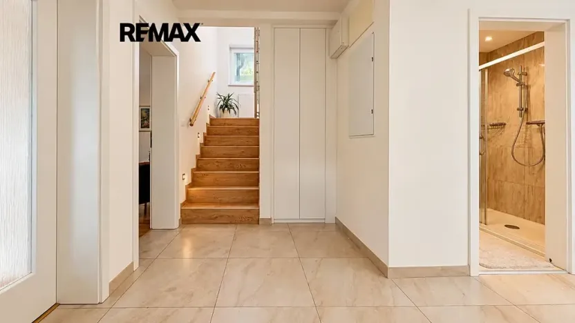 Pronájem rodinného domu, Černolice, K rybníku, 130 m2