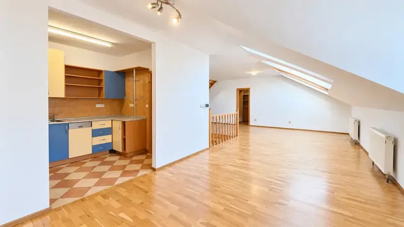 Prodej bytu 4+1, Praha - Vinohrady, Francouzská, 140 m2