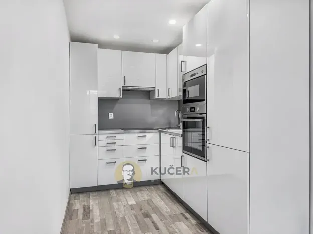 Pronájem bytu 2+kk, Neratovice, 28. října, 47 m2