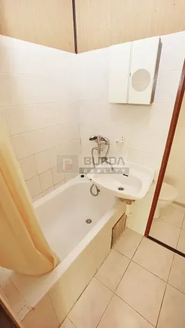 Prodej bytu 1+1, Neratovice, Na Výsluní, 39 m2