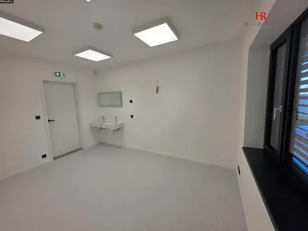 Pronájem komerční nemovitosti, Úhonice, Na Vlečce, 56 m2