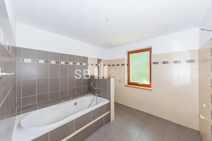 Prodej rodinného domu, Borová, 230 m2
