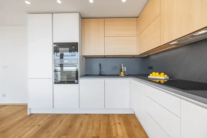 Prodej bytu 3+kk, Praha - Prosek, Litvínovská, 74 m2