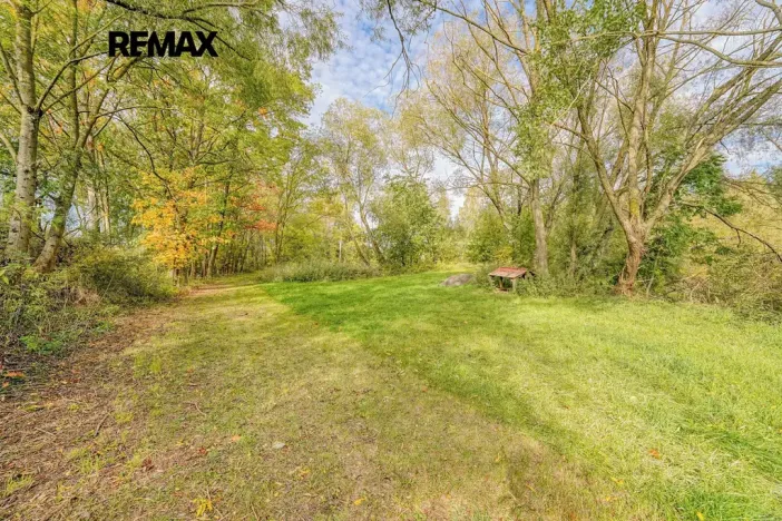 Prodej rybníku, Kožlany, 2200 m2
