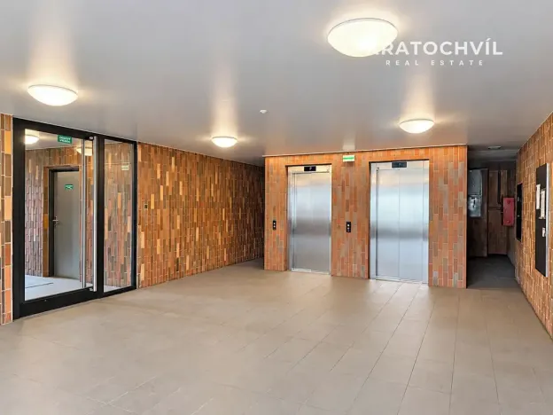Pronájem bytu 3+kk, Praha - Smíchov, Holečkova, 74 m2