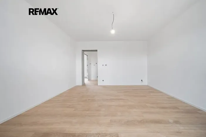 Prodej bytu 3+kk, Moravany, Květná, 79 m2