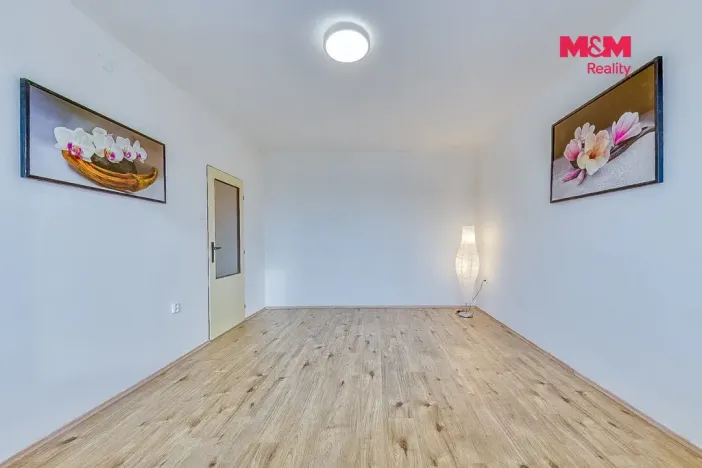 Pronájem bytu 1+1, Pardubice, Štrossova, 38 m2