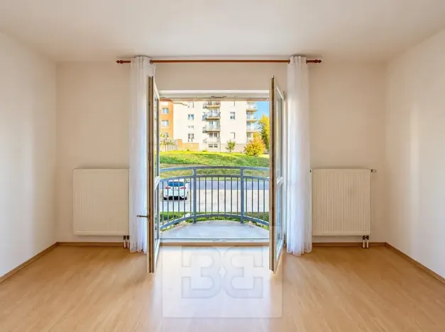 Pronájem bytu 1+kk, Liberec, Ořechová, 42 m2