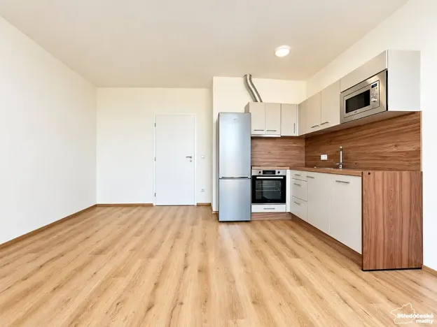 Pronájem bytu 1+kk, Uhlířské Janovice, Hrnčířská, 35 m2