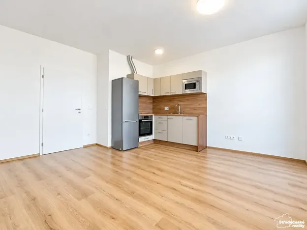 Pronájem bytu 1+kk, Uhlířské Janovice, Hrnčířská, 35 m2