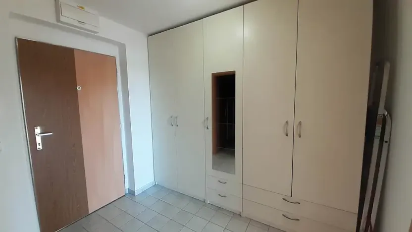 Pronájem bytu 1+kk, Praha - Stodůlky, Sluneční náměstí, 44 m2