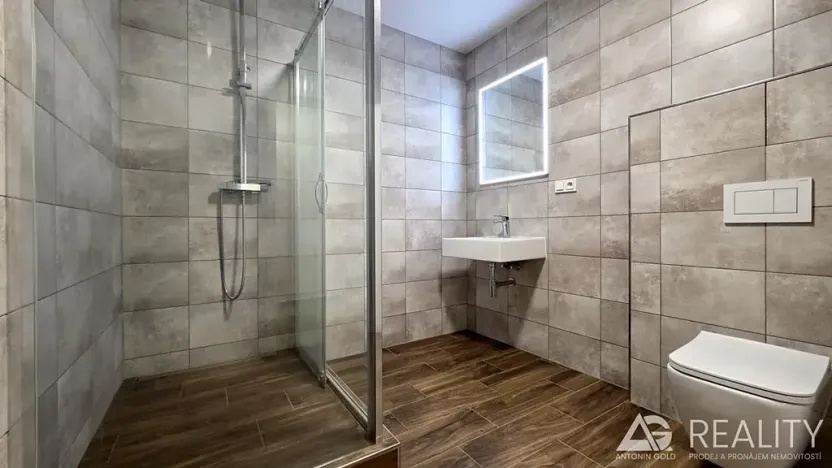 Prodej bytu 3+kk, Praha - Hlubočepy, Pod Žvahovem, 88 m2