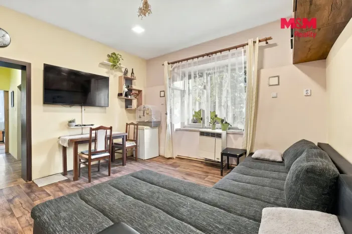 Prodej bytu 3+1, Kostelec nad Labem, Neratovická, 61 m2