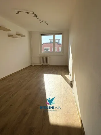 Pronájem bytu 2+kk, Teplice, V závětří, 41 m2