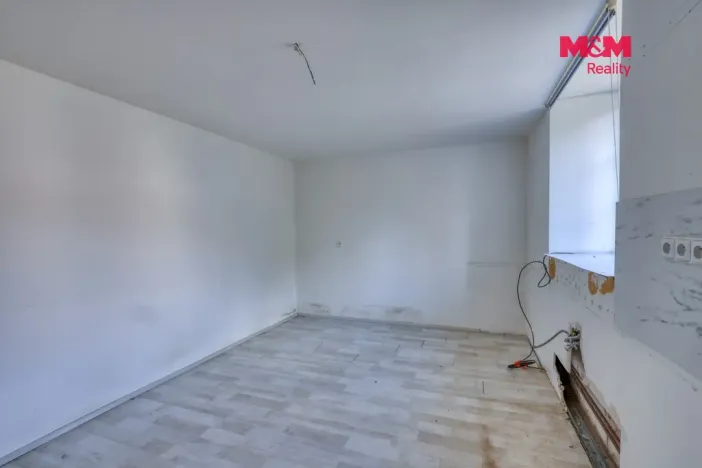 Prodej obchodního prostoru, Bělčice, Nádražní, 560 m2