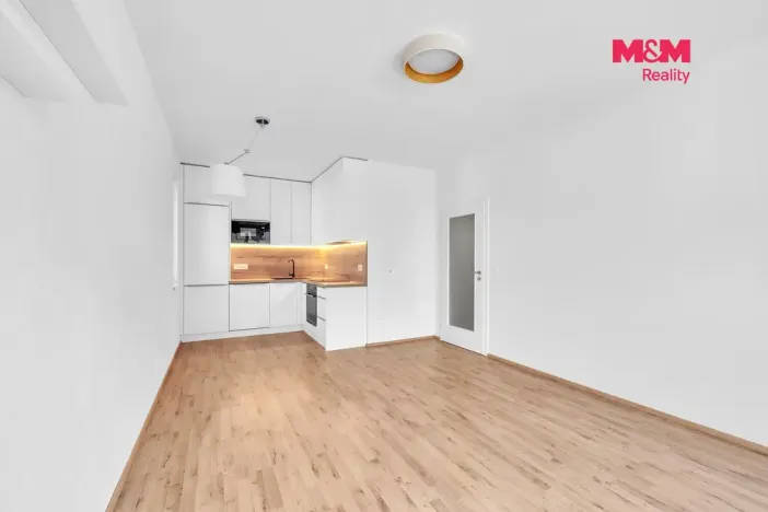 Pronájem bytu 2+kk, Chrudim - Chrudim IV, Luhanova, 50 m2