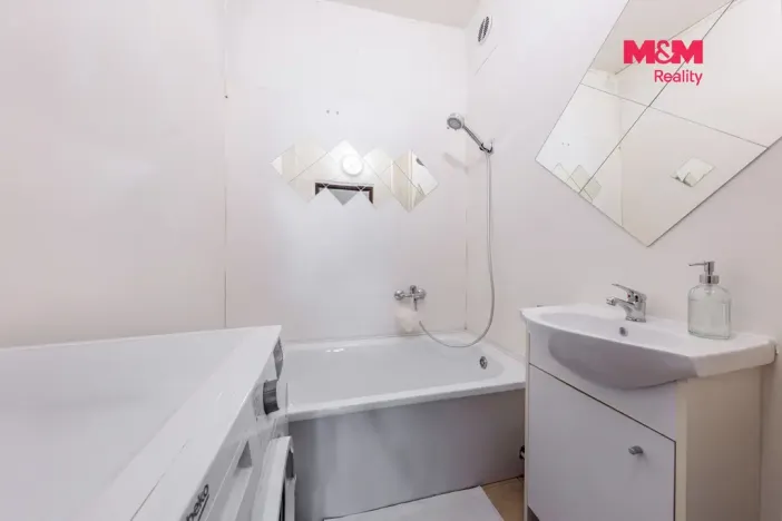 Prodej bytu 2+1, Chodov, Vítězná, 54 m2