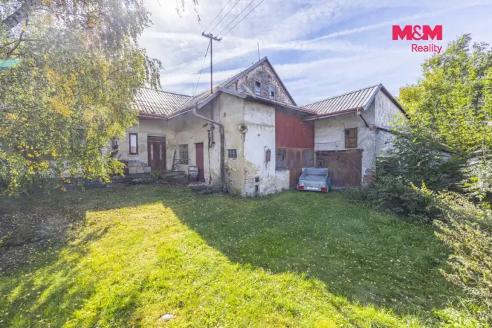 Prodej výrobních prostor, Skuteč - Radčice, 468 m2