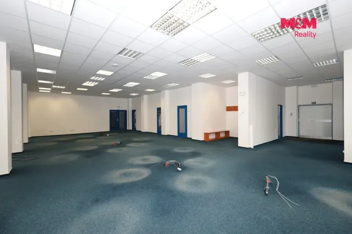 Pronájem kanceláře, Krnov, Čsl. armády, 520 m2