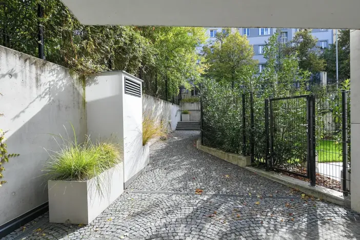 Prodej bytu 4+kk, Praha - Bubeneč, Rooseveltova, 153 m2