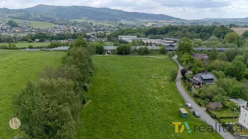 Prodej pozemku pro bydlení, Návsí, 1359 m2