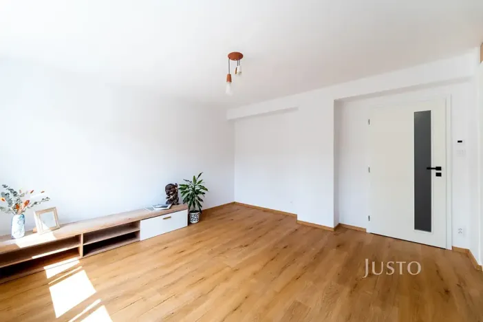 Pronájem bytu 2+kk, Praha - Strašnice, Kounická, 47 m2