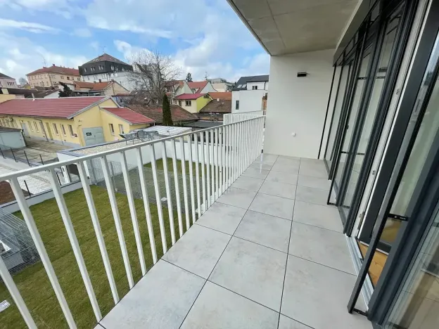 Pronájem bytu 2+kk, Brno, Poděbradova, 77 m2