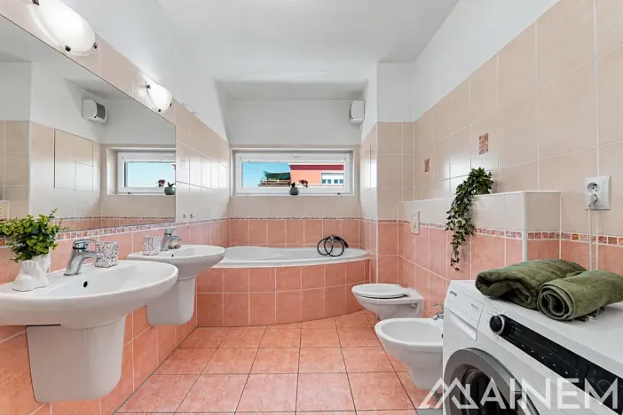 Pronájem bytu 3+kk, Plzeň, Znojemská, 86 m2