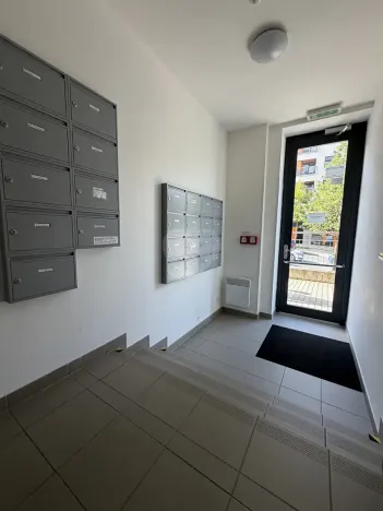 Pronájem bytu 1+kk, Praha - Uhříněves, Ke kříži, 34 m2