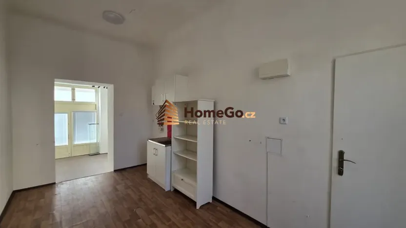Pronájem obchodního prostoru, Praha - Vršovice, Žitomírská, 25 m2
