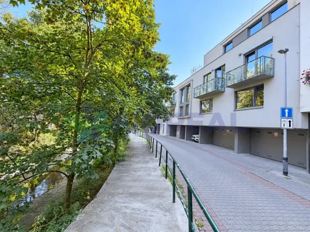 Prodej bytu 1+kk, Praha - Michle, U michelského mlýna, 32 m2