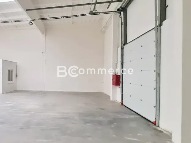 Pronájem skladu, Brno, 264 m2
