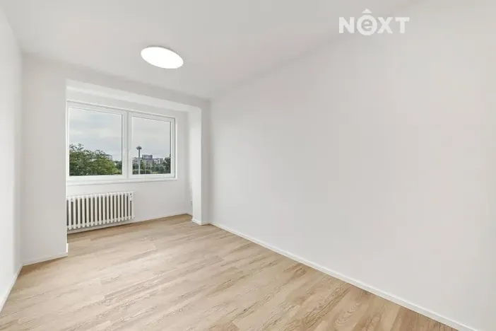 Prodej bytu 1+kk, Praha - Kyje, Vajgarská, 17 m2