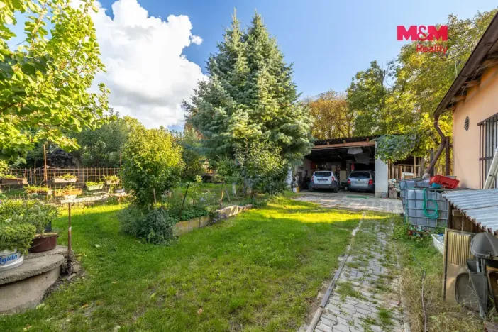 Prodej rodinného domu, Svojšice, 520 m2