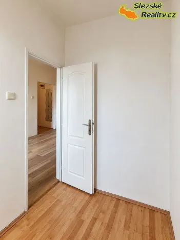 Pronájem bytu 1+1, Ostrava, Korunní, 45 m2