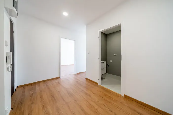 Prodej bytu 2+1, Roztoky, 52 m2